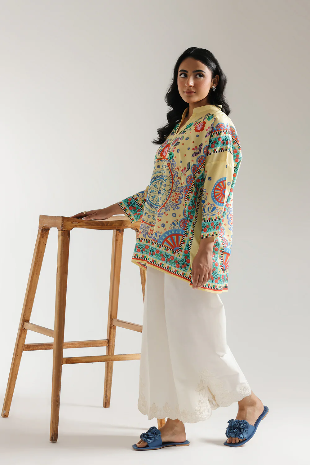 MOST DEMANDING PRINTED 2 PCS WITH FARSHI SHALWAR